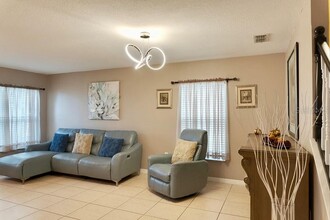 2874 Paynes Prairie Cir in Kissimmee, FL - Building Photo - Building Photo
