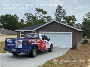 209 Locust Ln Dr in Ocala, FL - Building Photo - Building Photo