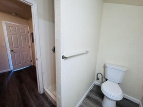 1508 Mono Dr in Modesto, CA - Building Photo - Building Photo