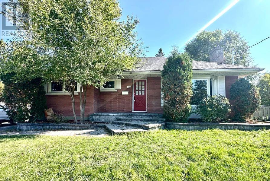 126 Norice St in Ottawa, ON - Building Photo