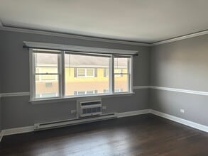 5041 N East River Rd in Norridge, IL - Building Photo - Building Photo