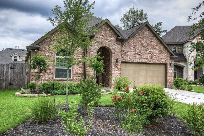 property at 123 Colton Ct