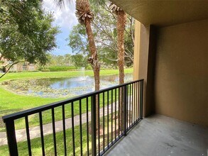 15035 Michelangelo Blvd in Delray Beach, FL - Foto de edificio - Building Photo