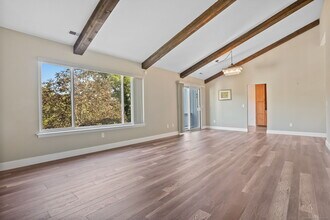4 Hills Ln in Westport, CT - Building Photo - Building Photo