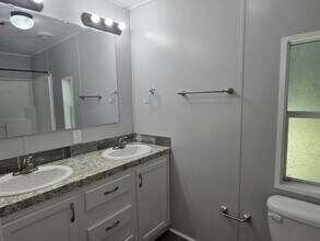 217 Magnolia Ln in Tampa, FL - Building Photo - Building Photo