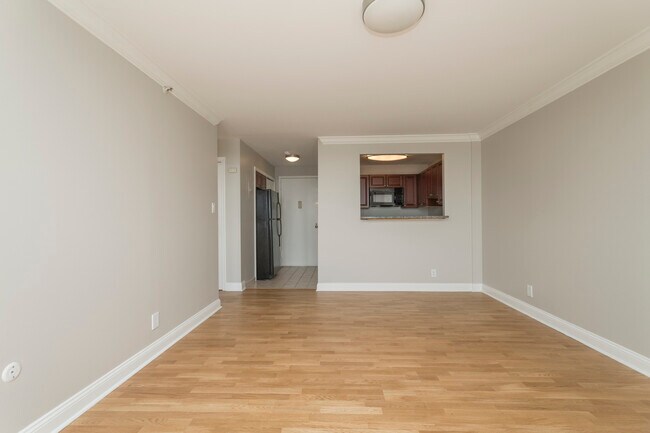 128 G St, Unit #17E in Boston, MA - Foto de edificio - Building Photo