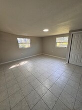 2429 Sandy Ln in Orlando, FL - Building Photo - Building Photo