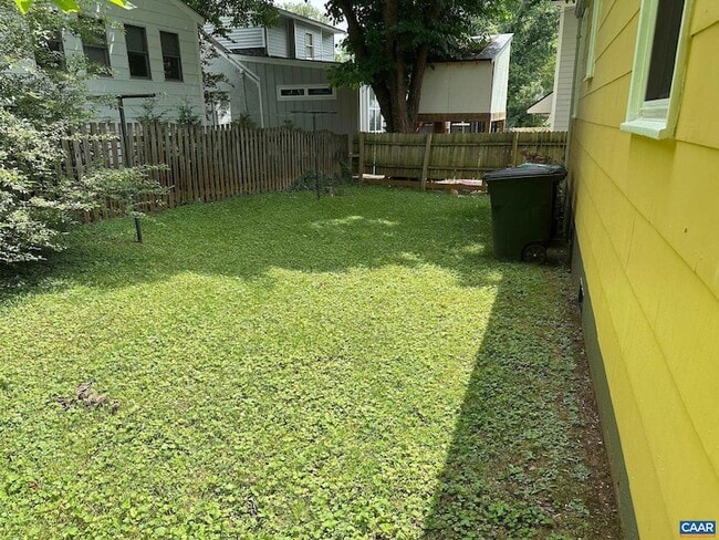1638 Mulberry Ave in Charlottesville, VA - Building Photo - Building Photo
