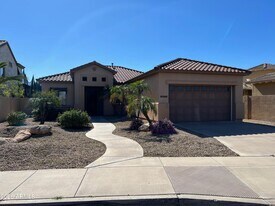 14313 W Alvarado Dr in Goodyear, AZ - Building Photo
