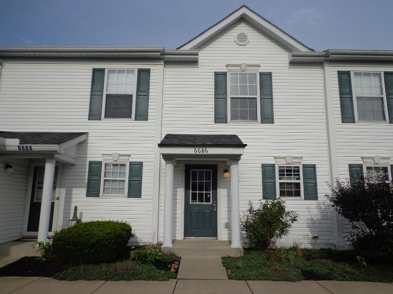 6686 Axtel Dr in Canal Winchester, OH - Foto de edificio