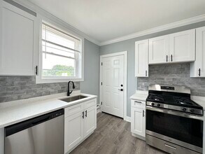918 Green Bay in Northfield, IL - Building Photo - Building Photo
