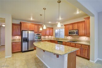 953 Tafalla Ct in Las Vegas, NV - Building Photo - Building Photo