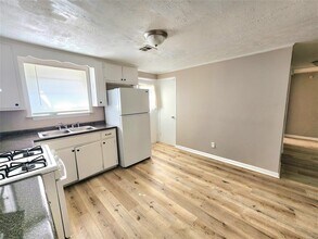 102 White Oak Dr in Prattville, AL - Building Photo - Building Photo