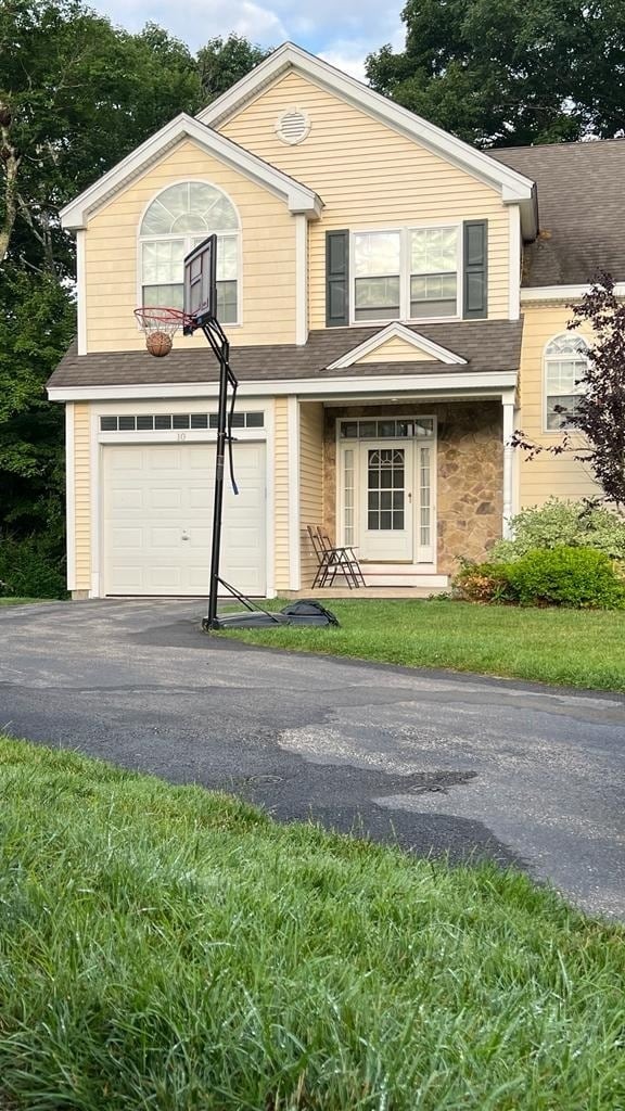 property at 10 Minuteman Ln