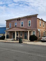 17 Carrington St in Waupun, WI - Building Photo