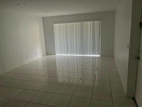 209 Foxtail Dr in Greenacres, FL - Building Photo - Building Photo