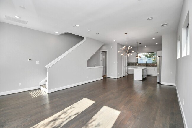 property at 308 Palmer St