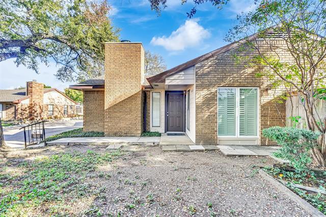 2111 E Belt Line Rd in Richardson, TX - Building Photo