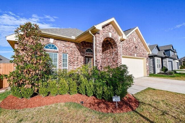 property at 10411 Matterhorn Dr