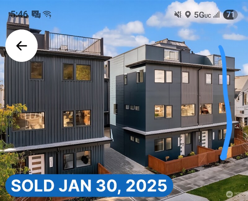 2631 58th Ave SW in Seattle, WA - Foto de edificio