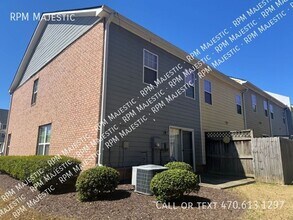 803 Arbor Gate Ln in Lawrenceville, GA - Building Photo - Building Photo