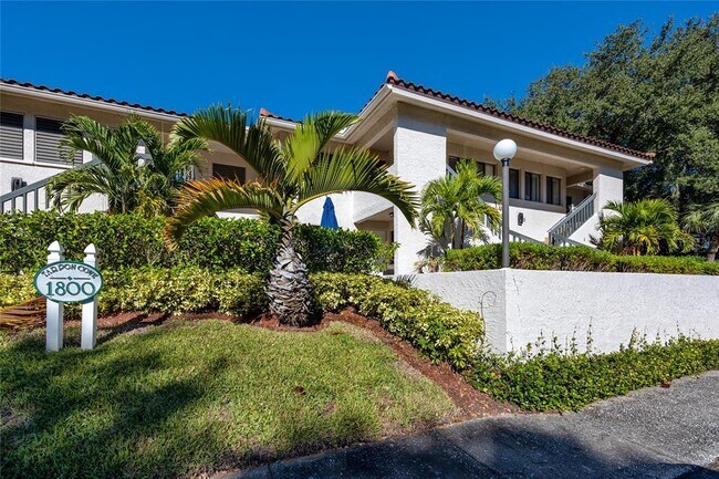 1800 Mariner Dr in Tarpon Springs, FL - Building Photo - Building Photo