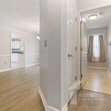 110 Stonington Way in Taylors, SC - Building Photo - Building Photo