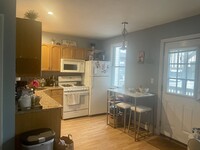 675 E 2nd St, Unit 2 in Boston, MA - Building Photo - Building Photo