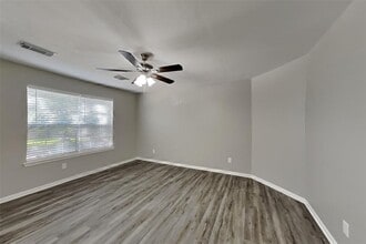 3135 Rainpark Ln in Katy, TX - Building Photo - Building Photo