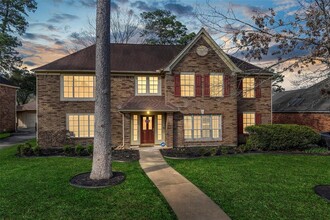 19727 Caroling Oaks Ct in Humble, TX - Building Photo - Building Photo