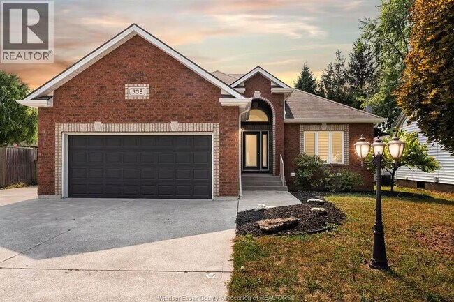 property at 558 Reaume Rd