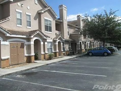 18021 Villa Creek Dr in Tampa, FL - Building Photo - Building Photo