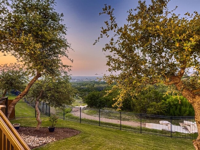 240 Townes Ct in Dripping Springs, TX - Building Photo - Building Photo