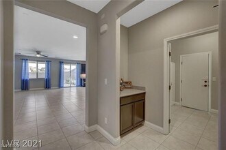 1062 N Water St in Henderson, NV - Building Photo - Building Photo