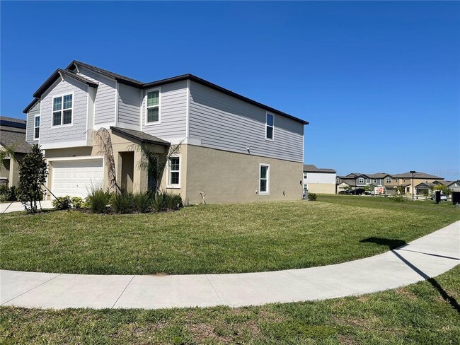 11431 Radiant Shr Lp in San Antonio, FL - Building Photo - Building Photo