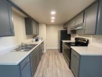 Brandywine Apartments in Delano, CA - Building Photo - Building Photo