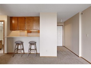 433 S 7th St in Minneapolis, MN - Building Photo - Building Photo