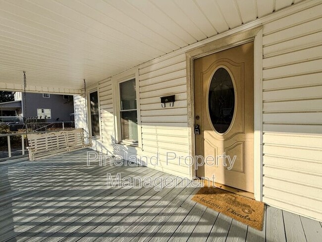 413 E Donaldson Ave in Raeford, NC - Building Photo - Building Photo