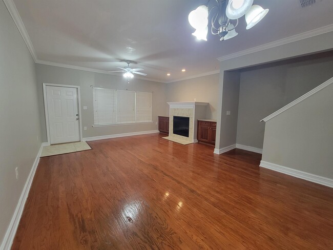 1517 Crescent Hills Dr in Tallahassee, FL - Building Photo - Building Photo