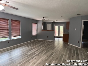 8203 Coppergate in Converse, TX - Building Photo - Building Photo