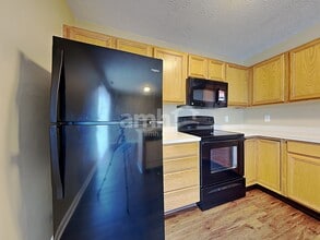 3725 Waterbridge Ln in Miamisburg, OH - Building Photo - Building Photo