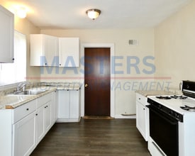 208 Eldred Ave in Toledo, OH - Building Photo - Building Photo