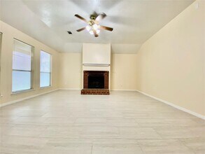 20334 Linden Tree Dr in Katy, TX - Building Photo - Building Photo