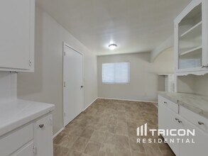 2725 Don Pedro Rd in Ceres, CA - Building Photo - Building Photo