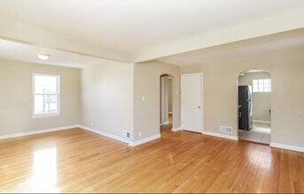 4209 Prairie Ave in Brookfield, IL - Foto de edificio - Building Photo