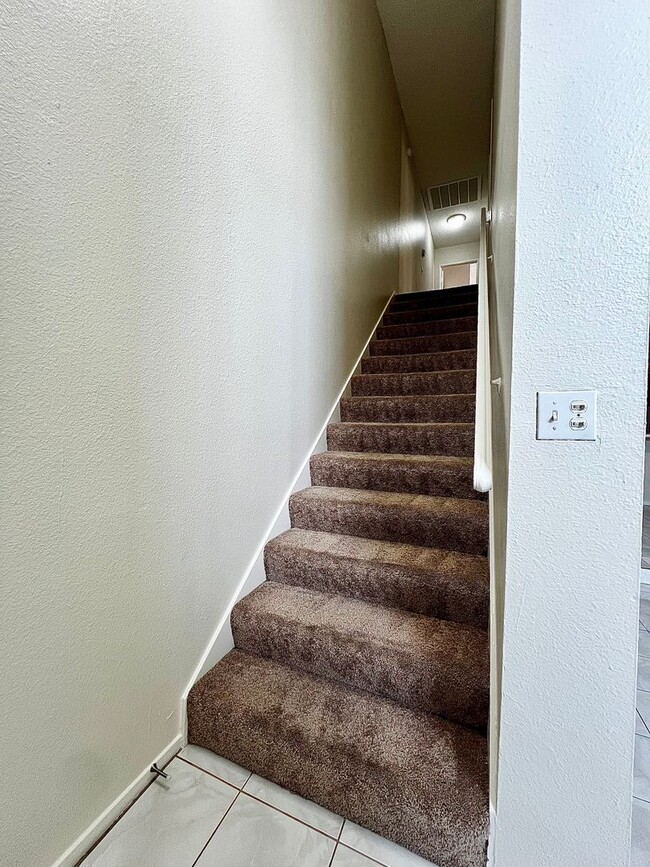 6514 Ironbark Ln in Las Vegas, NV - Building Photo - Building Photo