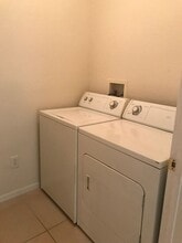 3735 Conroy Rd in Orlando, FL - Building Photo - Building Photo