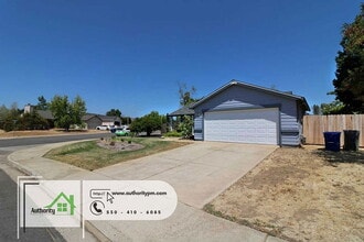 788 Mallard St in Redding, CA - Building Photo - Building Photo