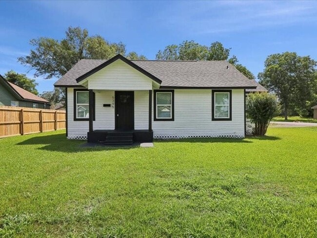 property at 5395 Fairview Ave