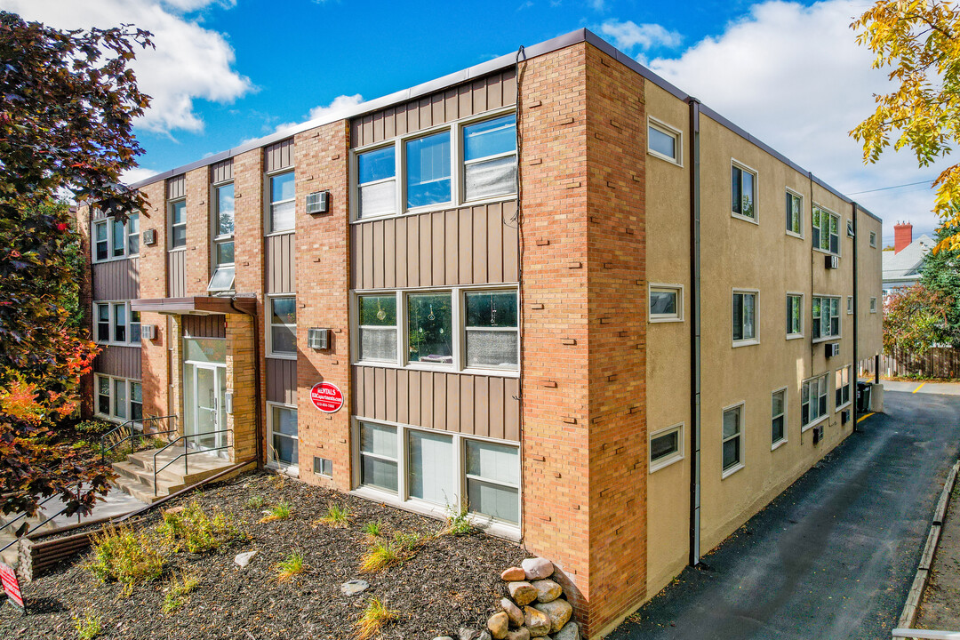 Bryant Avenue Apartments | 2300 in Minneapolis, MN - Building Photo